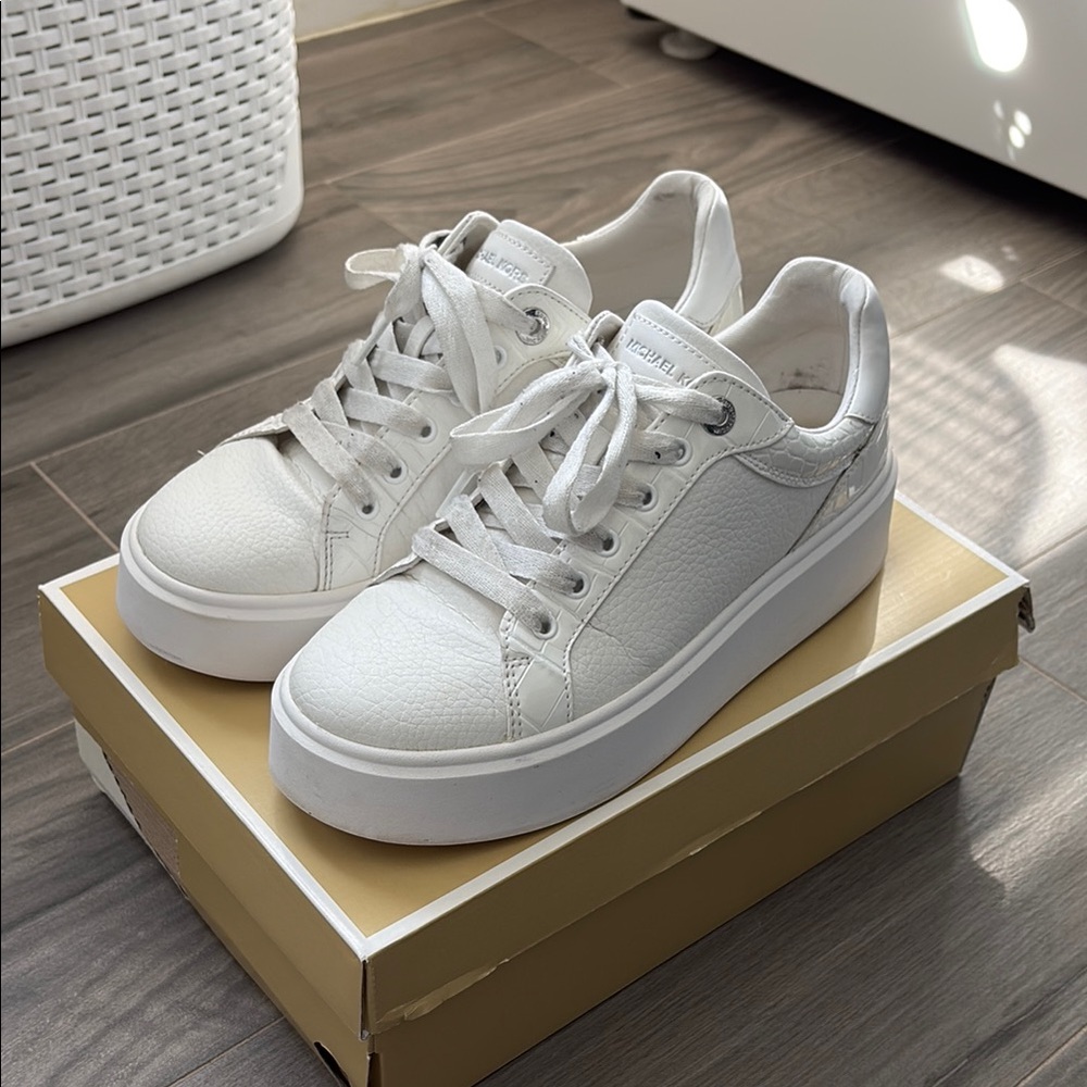 Michael kors sneakers
